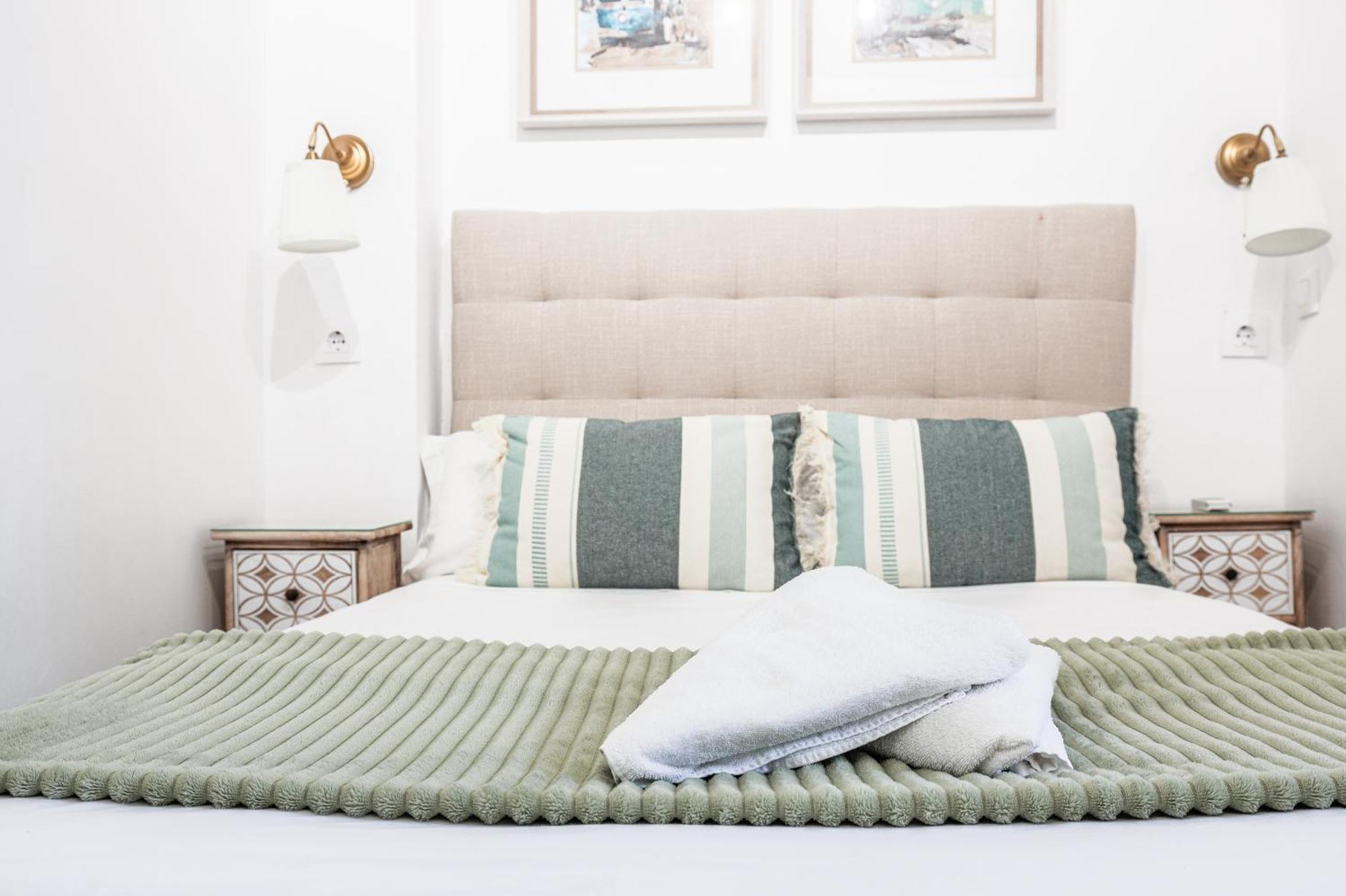 Bonito Duplex Con Terraza Calle Feria * Sevilla