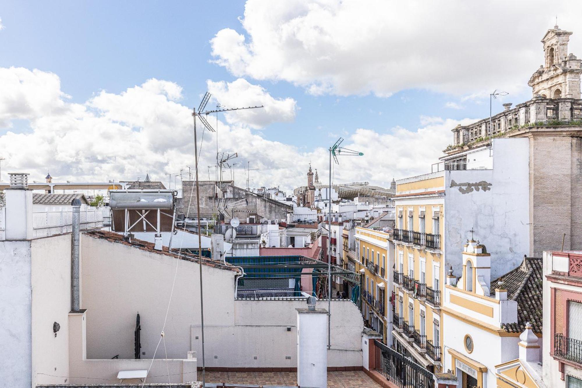 Bonito Duplex Con Terraza Calle Feria Apartamento *